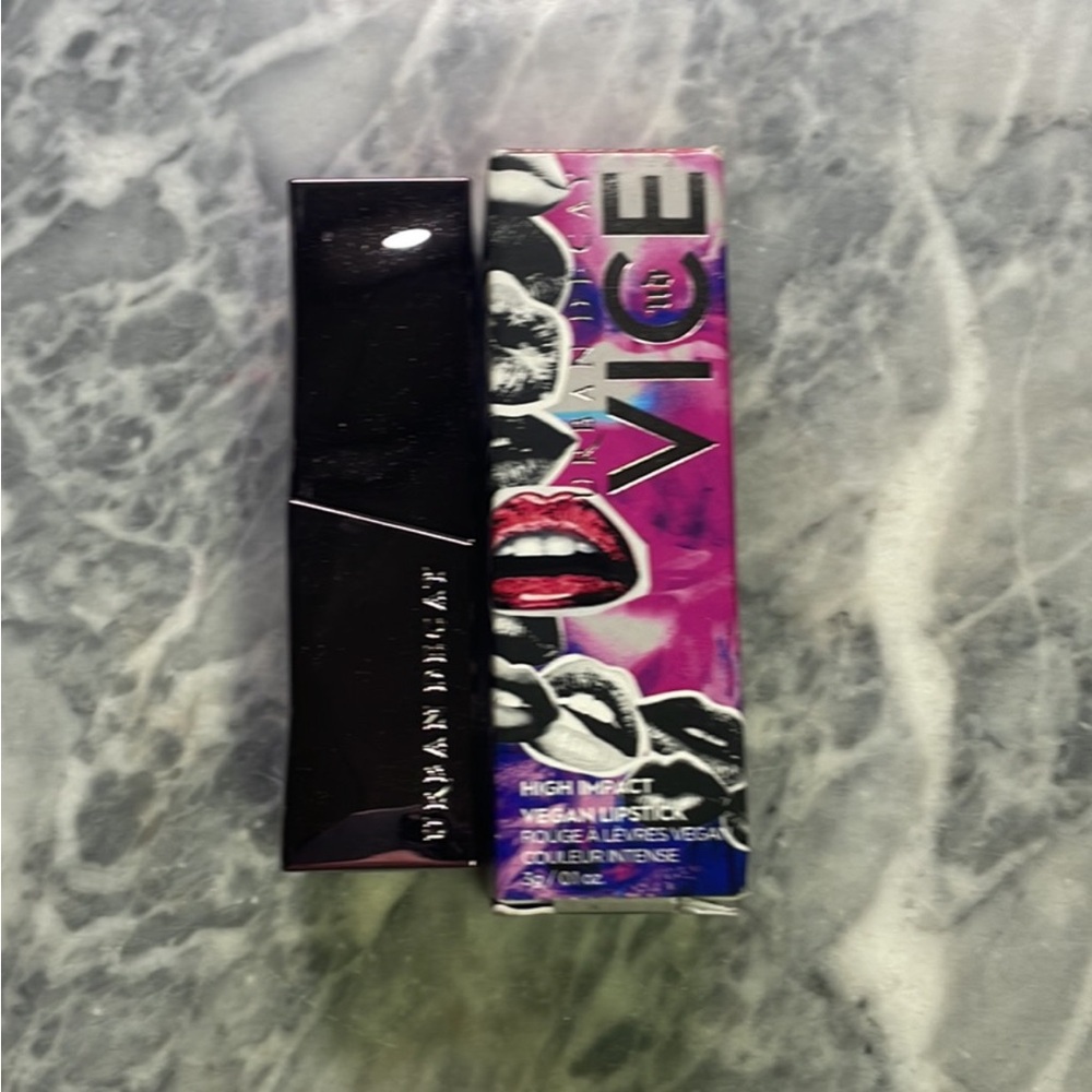 Urban‎ Decay Vice Shine Lipstick The 405